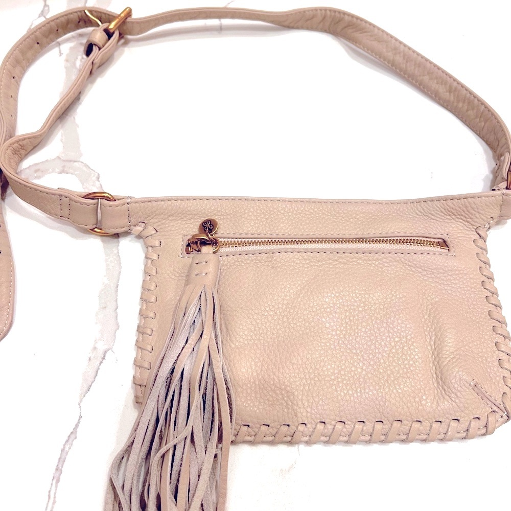 Elegant Cream Leather Crossbody Bag